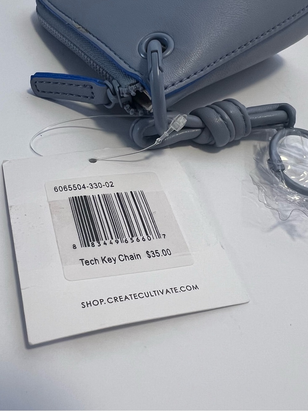 Create & Cultivate Tech Key Chain - Picture 6 of 6